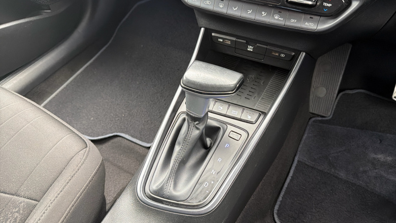 Hyundai BAYON 1.0 TGDi 48V MHEV Premium 5dr DCT Petrol Hatchback